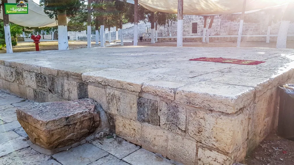 مصطبة باب الحديد