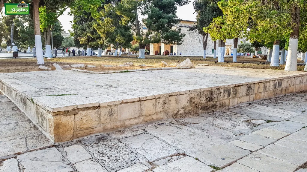 مصطبة المدرسة التنكزية
