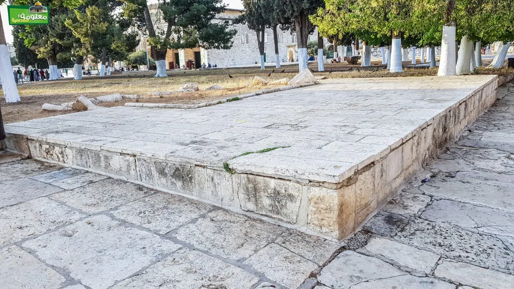 مصطبة المدرسة التنكزية