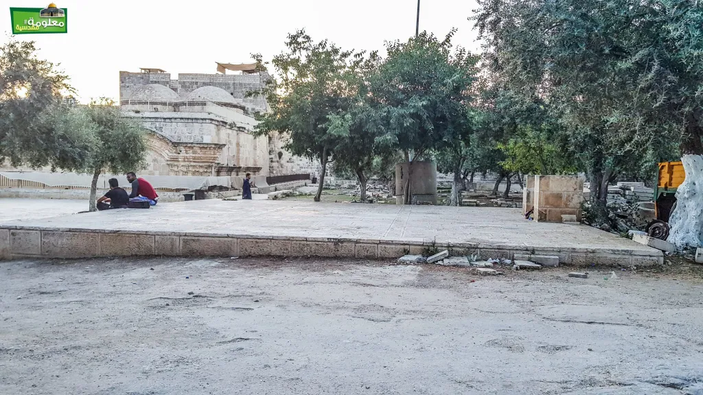The Southwestern Terrace of Bab AL-Rahma and Al-Tawba